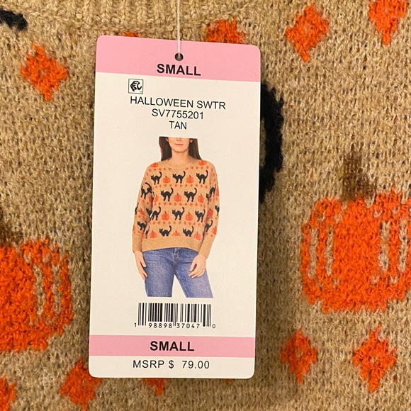 Vince Camuto Tan Crewneck Sweater with Black Cats & Orange Pumpkins - Picture 5 of 8